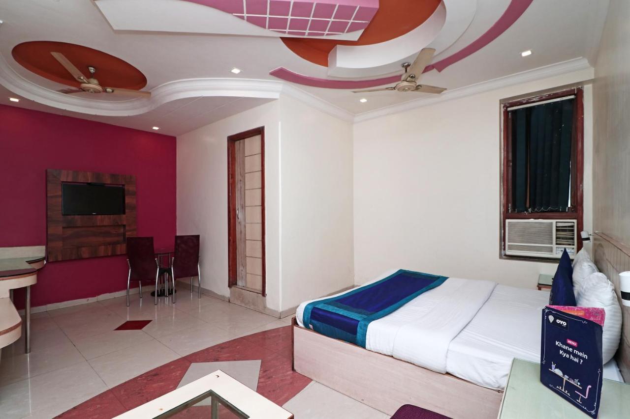 Hotel Deep Kanpur Exterior photo