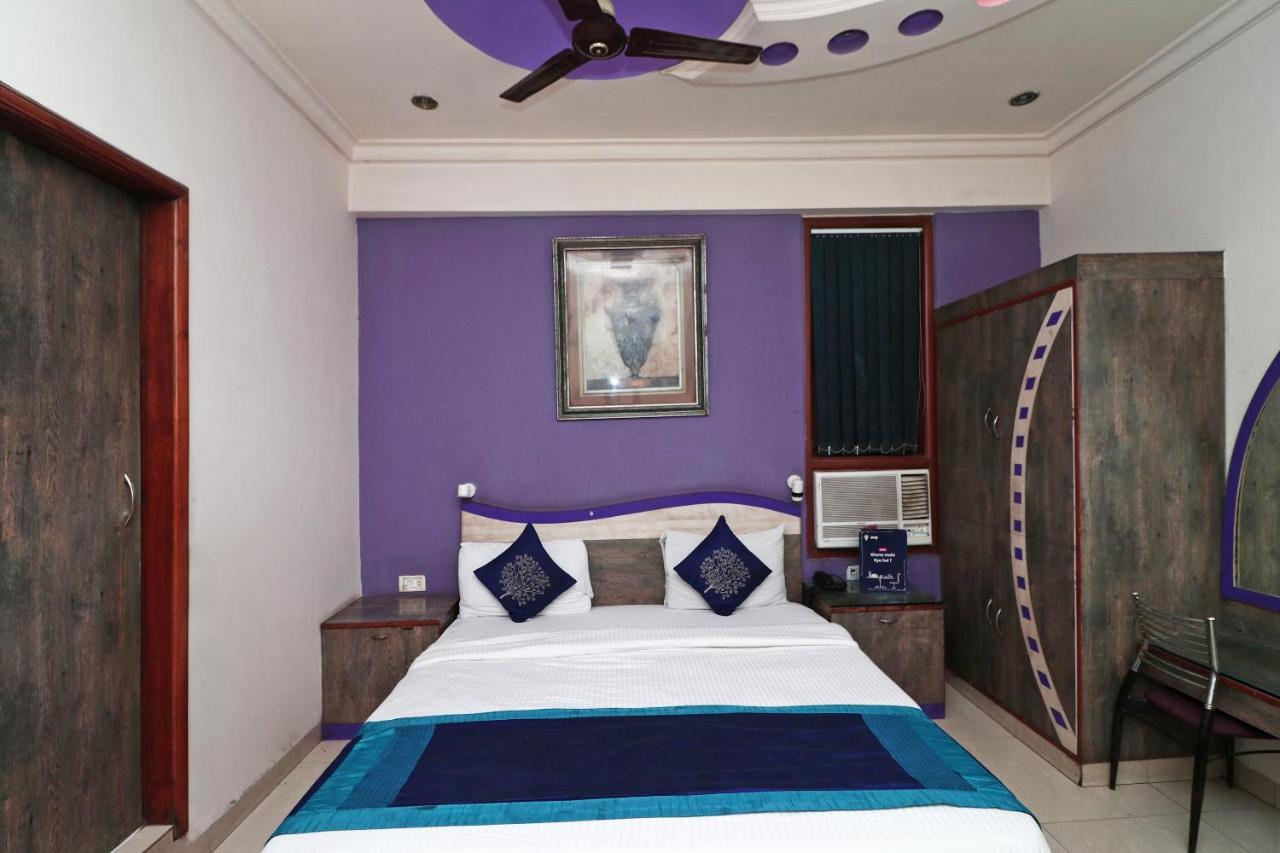 Hotel Deep Kanpur Exterior photo
