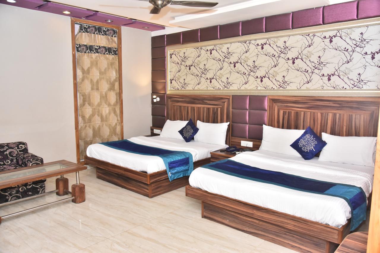 Hotel Deep Kanpur Exterior photo